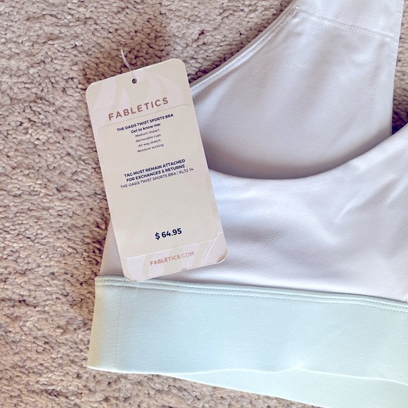 Brand New Fabletics work out set. Tags still attached. XL both top and bottom - Picture 6 of 6
